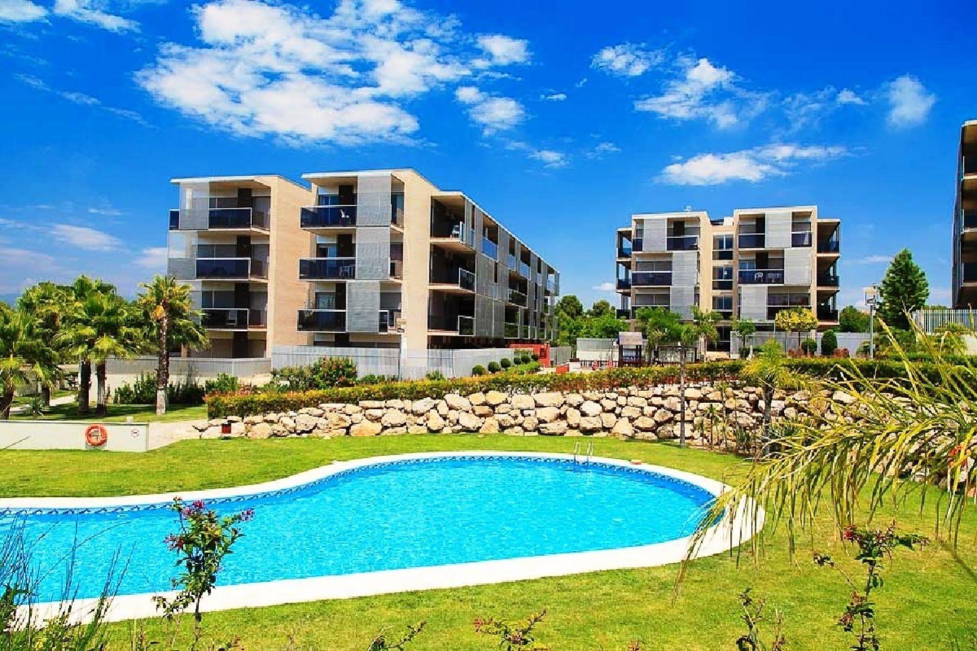 Paradise Village Litoral Costa Dorada Salou Dış mekan fotoğraf